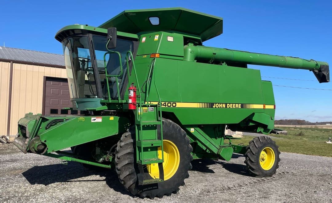 Image of John Deere 9400 Primary image