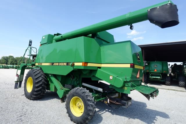 Image of John Deere 9400 equipment image 2