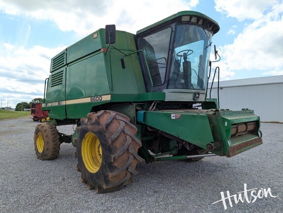 1995 John Deere 9600 Equipment Image0