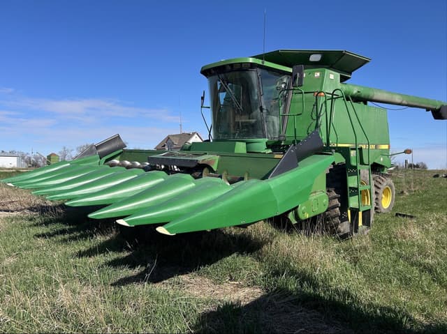 Image of John Deere 9600 equipment image 2
