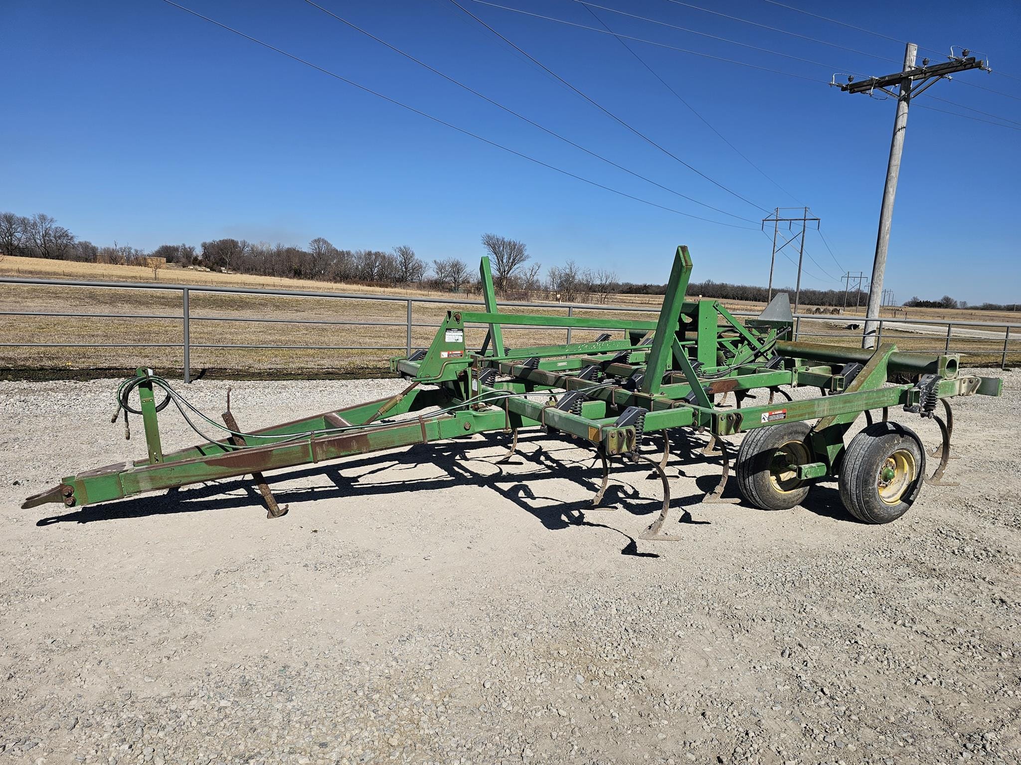 1995 John Deere 980 Equipment Image0