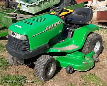 Main image John Deere Sabre