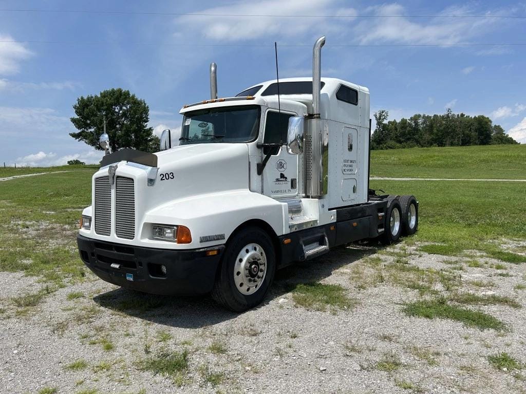 Main image Kenworth T600