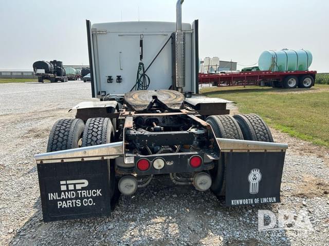 Image of Kenworth T600 equipment image 4
