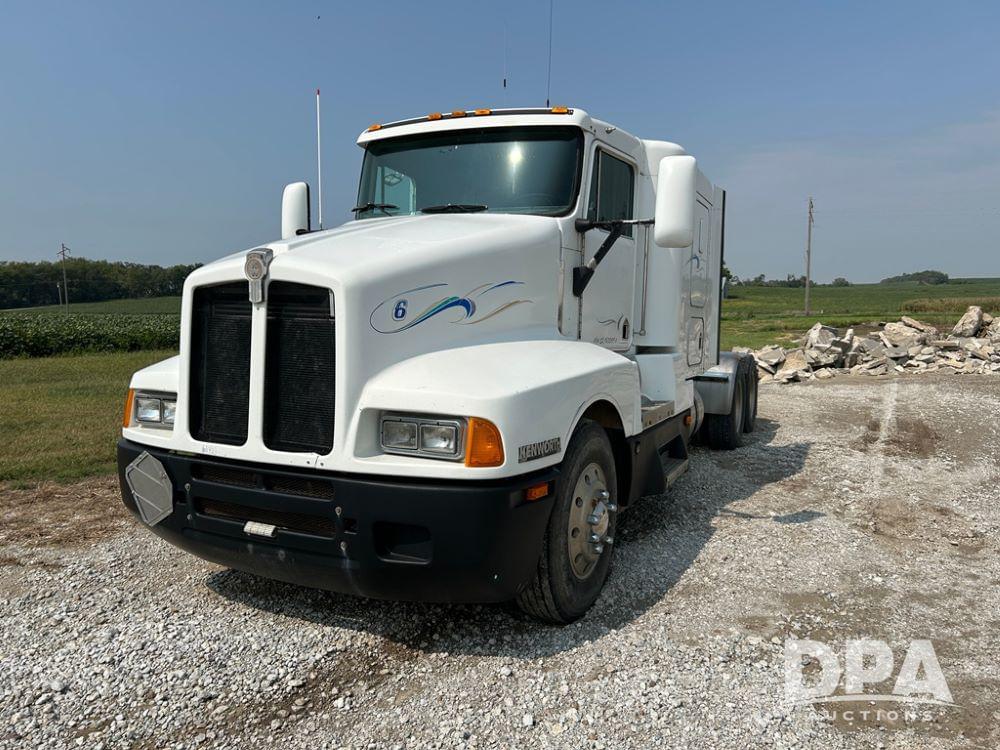 Image of Kenworth T600 Primary image