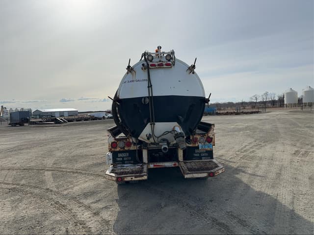 Image of Kenworth T800 equipment image 3