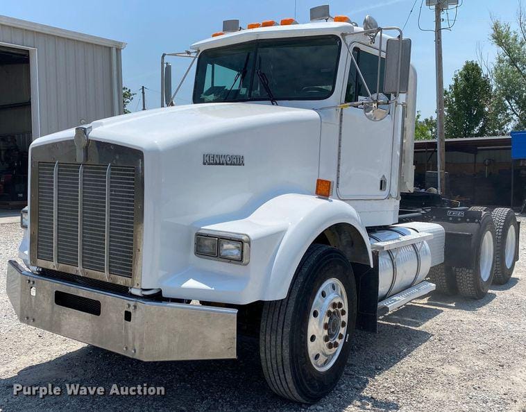 Main image Kenworth T800