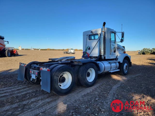 Image of Kenworth T800 equipment image 2