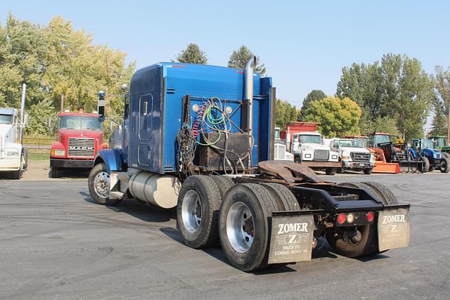 Image of Kenworth T800 equipment image 4