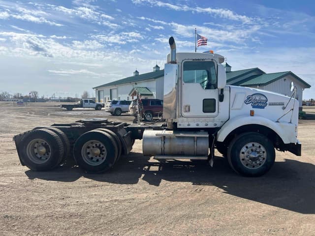 Image of Kenworth T800B equipment image 3