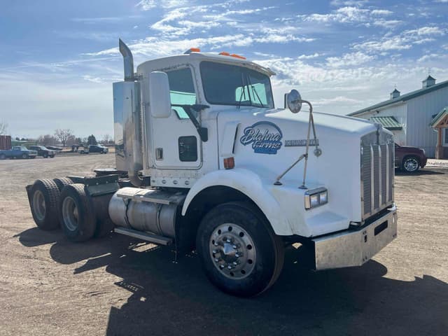Image of Kenworth T800B equipment image 2