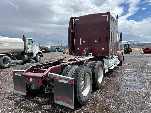 Image of Kenworth W900 equipment image 2