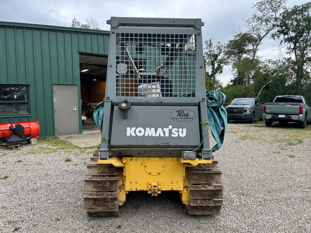 Image of Komatsu D32E equipment image 3