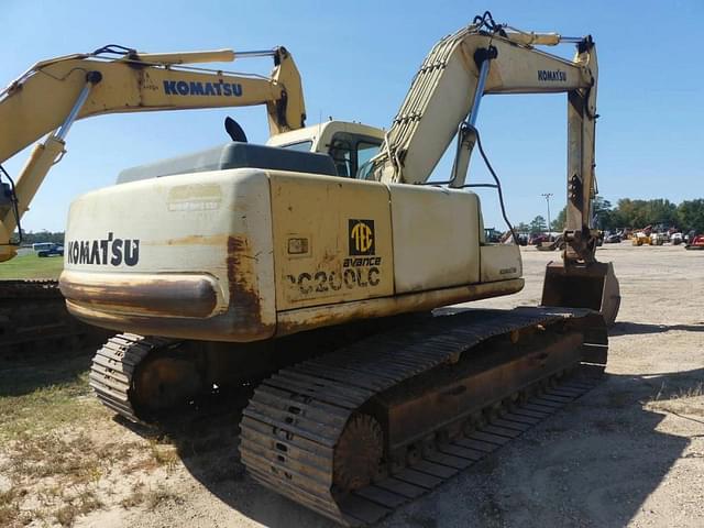 Image of Komatsu PC200LC-6L equipment image 2