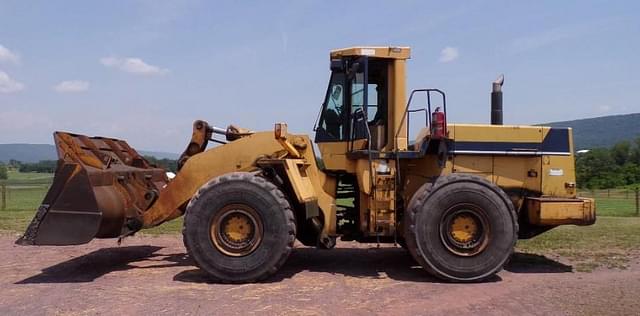 Image of Komatsu WA500-1L equipment image 1