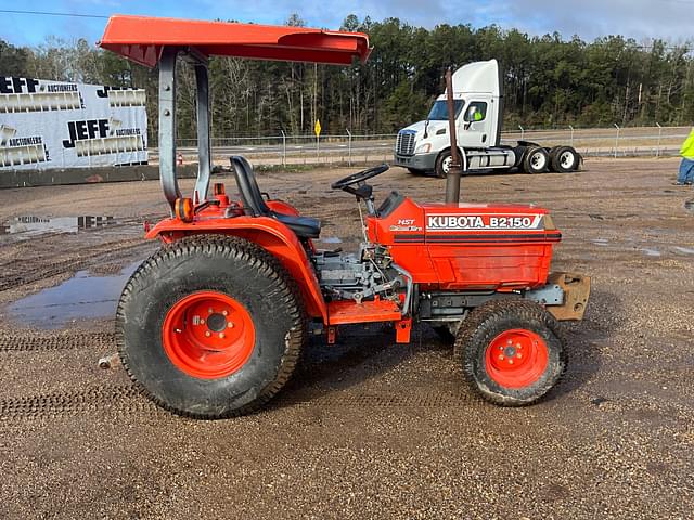 Image of Kubota B2150 equipment image 3