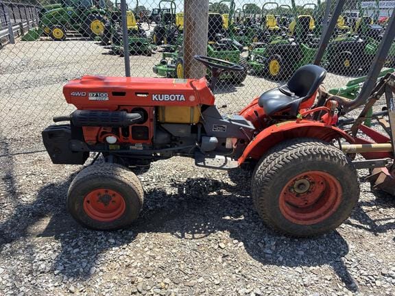 1995 Kubota B7100 Equipment Image0