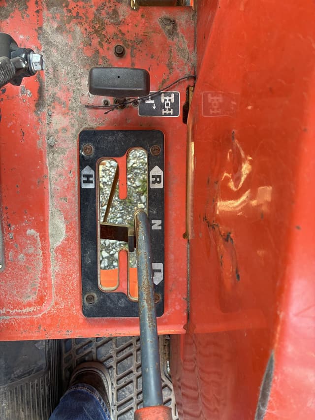 Image of Kubota M5400 equipment image 4