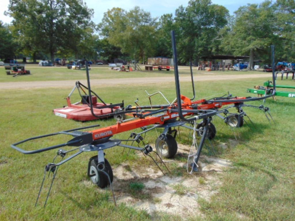 Image of Kubota TE4052T Image 1