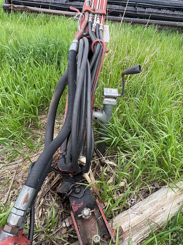Image of MacDon 5000 equipment image 3