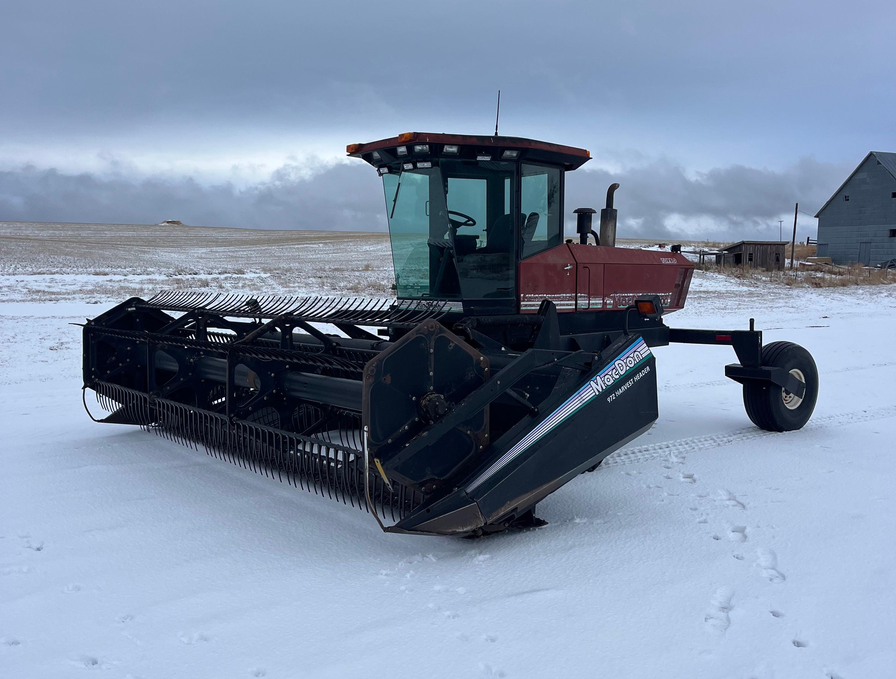 Main image MacDon 9000