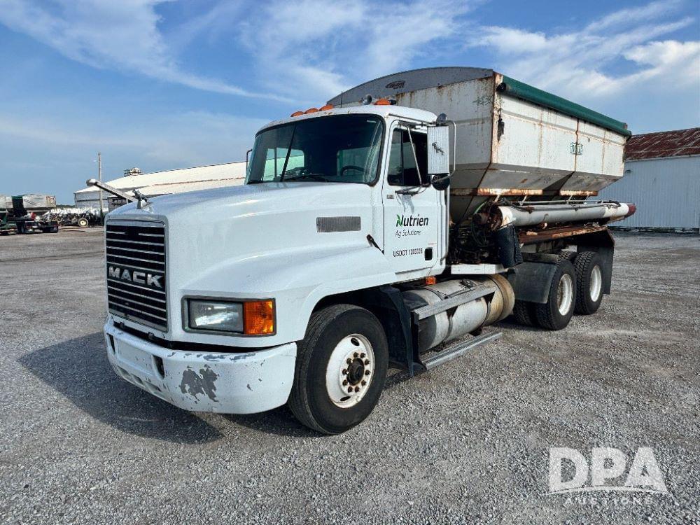 Image of Mack CH613 Primary image
