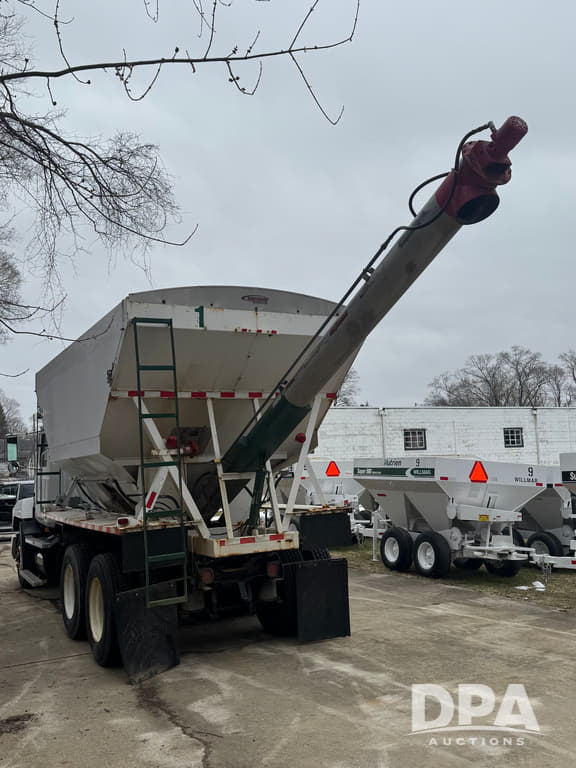 Image of Mack CH613 equipment image 2