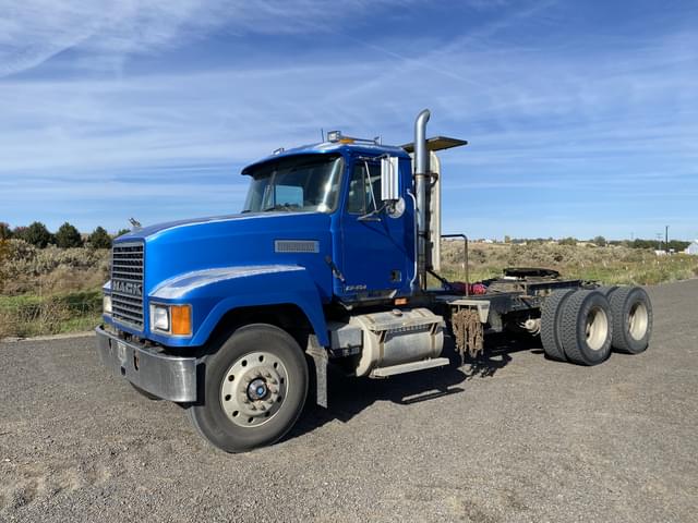 Image of Mack CH613 equipment image 1