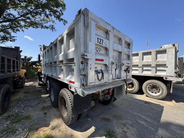 Image of Mack CL713 equipment image 1