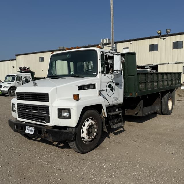 Image of Mack Midliner equipment image 1