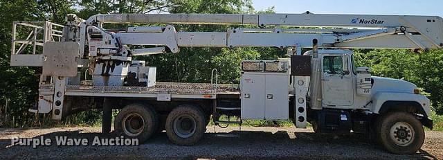Image of Mack RD equipment image 3