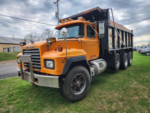 1995 Mack RD688S Image