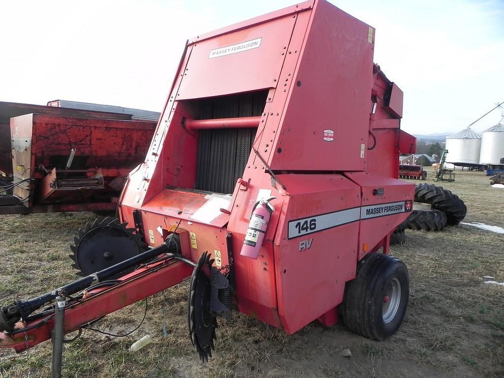 Image of Massey Ferguson 146RV Primary image