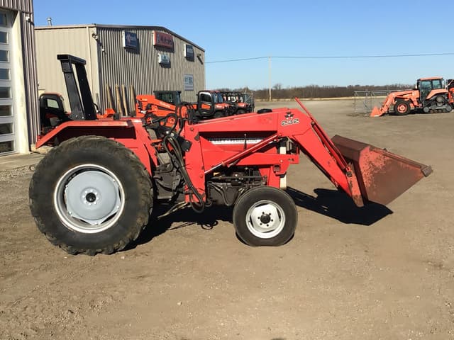Image of Massey Ferguson 231 equipment image 2