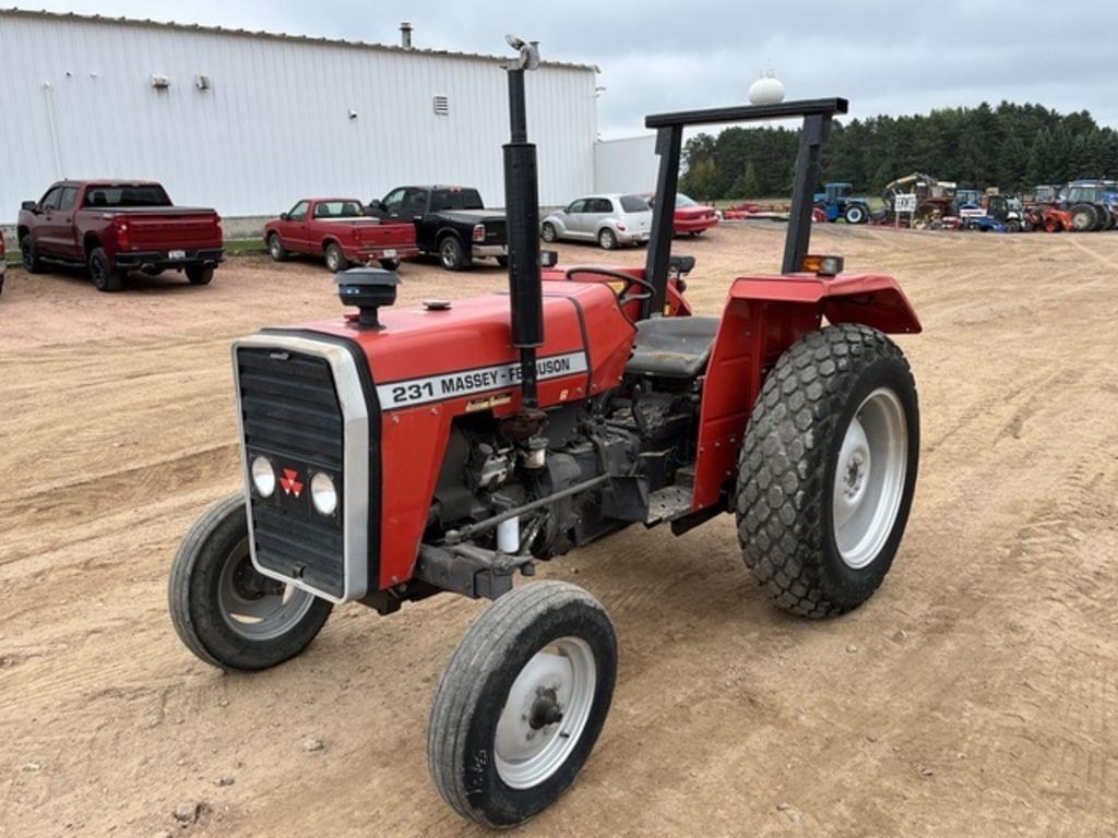 Image of Massey Ferguson 231 Primary image