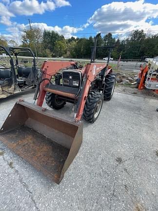 Image of Massey Ferguson 240 equipment image 3