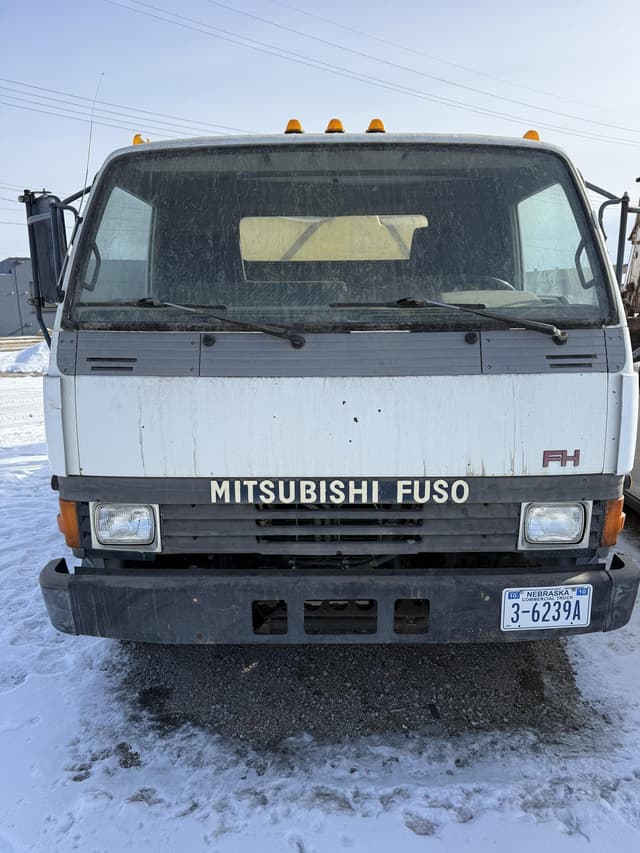 Image of Mitsubishi Fuso equipment image 1