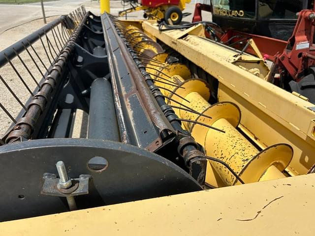 Image of New Holland 2550 equipment image 4