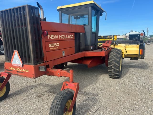 Image of New Holland 2550 equipment image 4