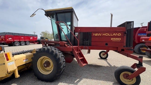 Main image New Holland 2550