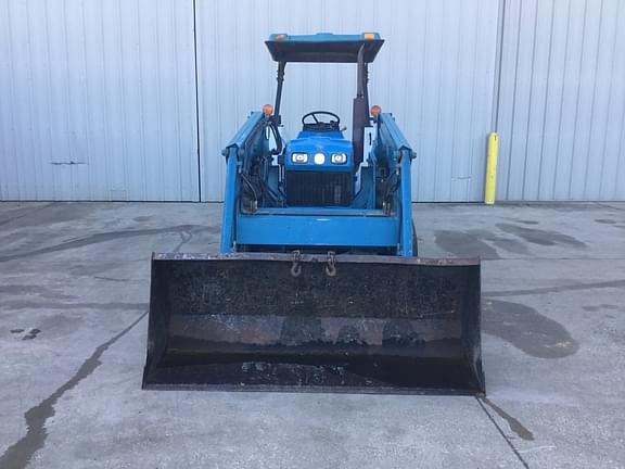 Image of New Holland 3415 equipment image 4