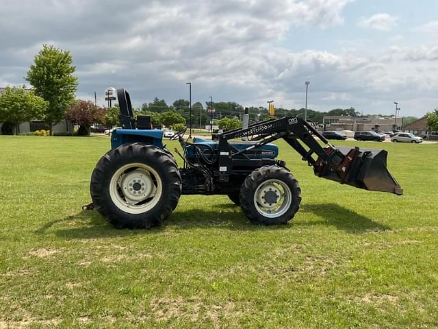 Image of New Holland 5030 equipment image 3