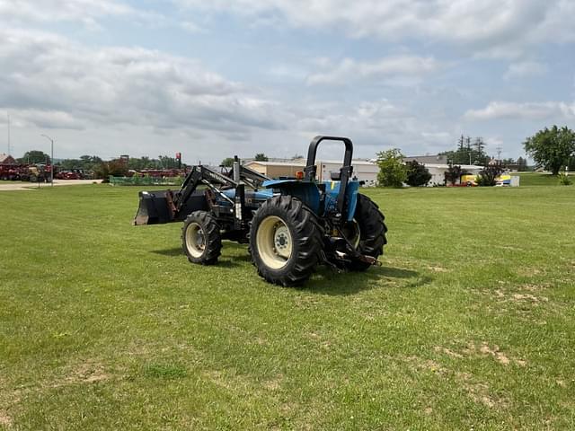 Image of New Holland 5030 equipment image 4