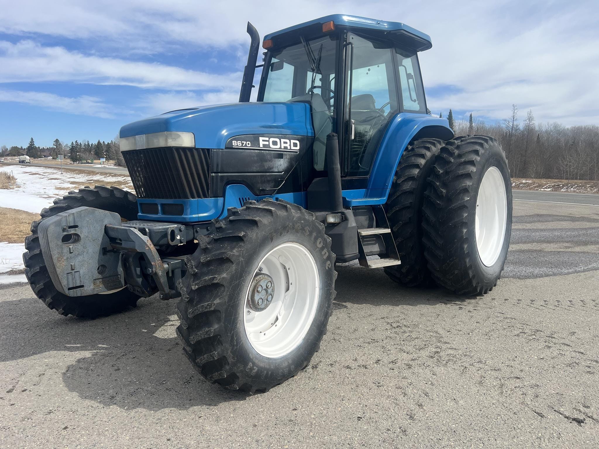 Main image New Holland 8670