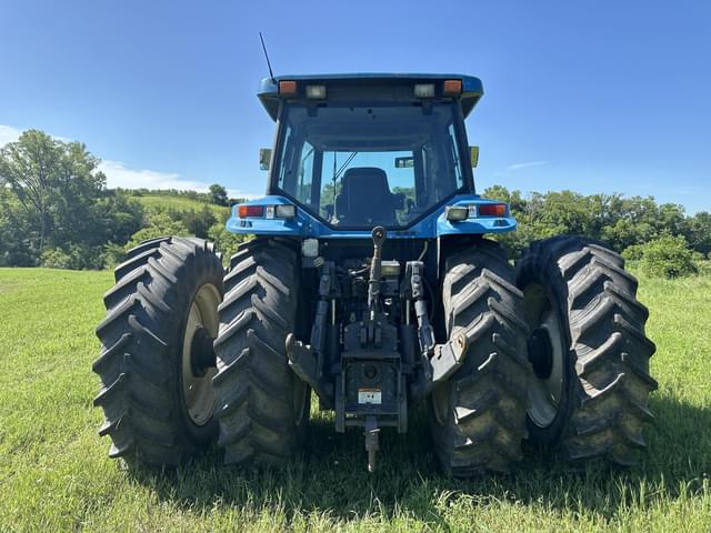 Image of New Holland 8770 equipment image 4