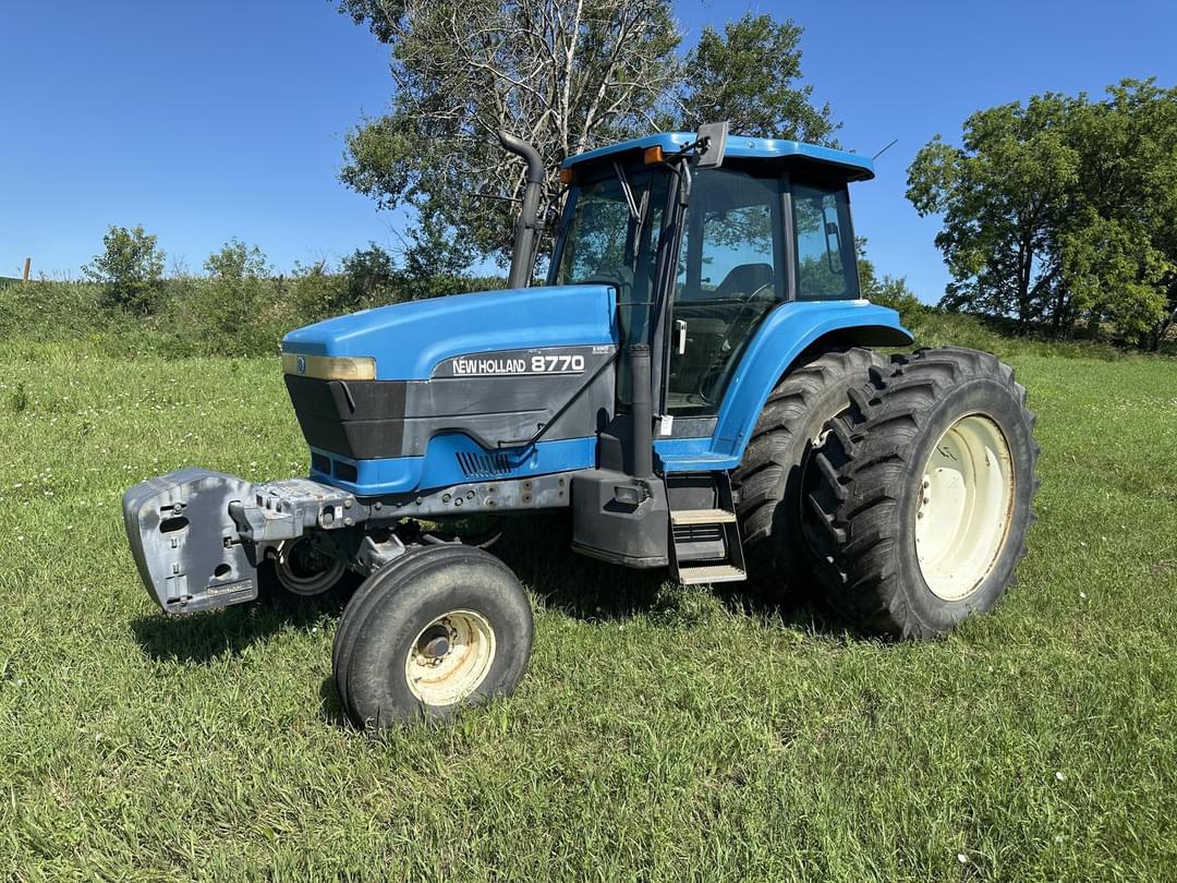 Image of New Holland 8770 Primary image