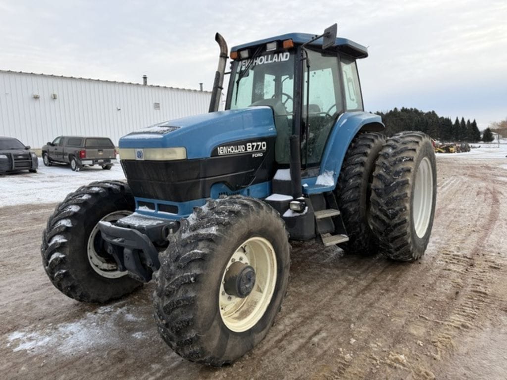 1995 New Holland 8770 Equipment Image0