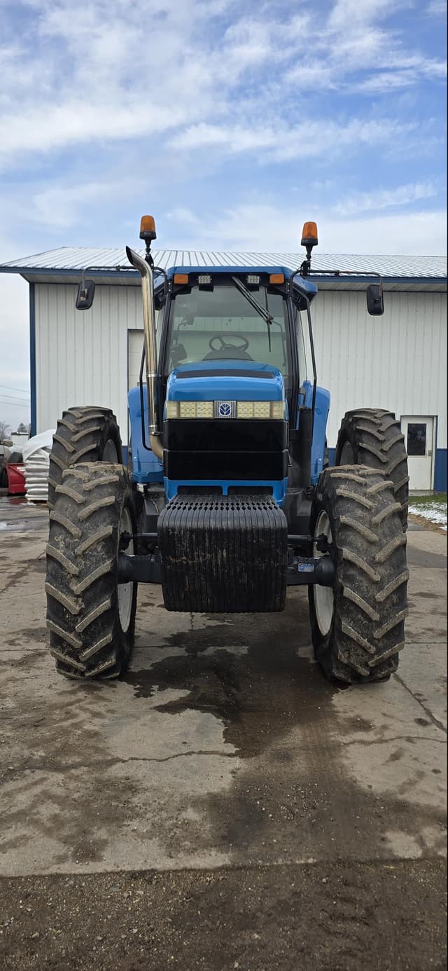 Image of New Holland 8870 equipment image 1
