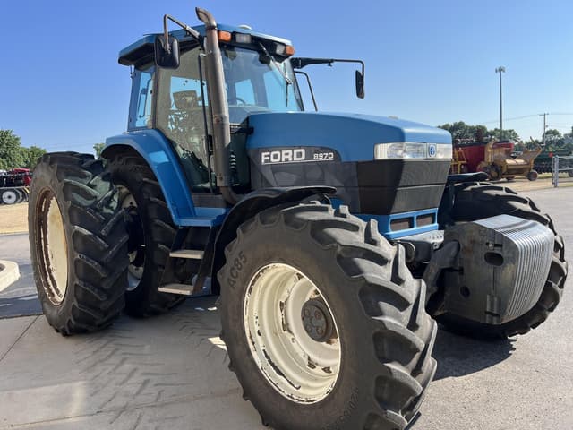 Image of New Holland 8970 equipment image 1