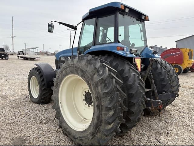 Image of New Holland 8970 equipment image 2